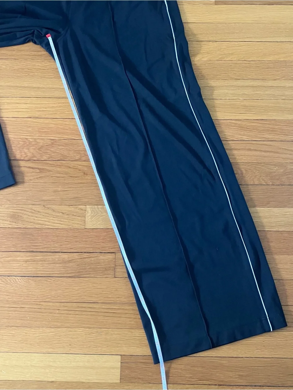 Athleta black white